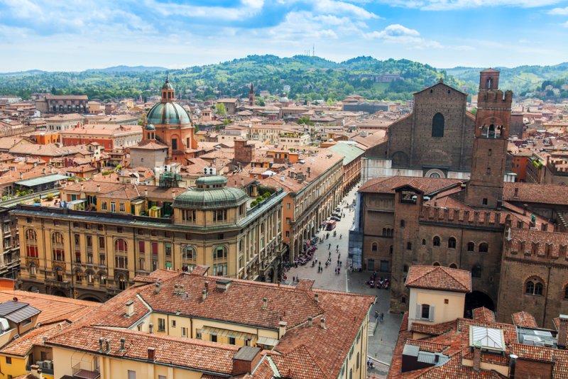 Bologna guida viaggio cosa fare e cosa vedere