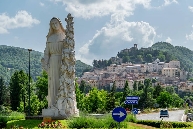 Cascia cosa fare cosa vedere guida viaggio