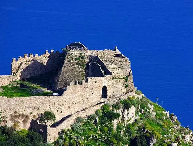 Castello di Taormina cosa vedere