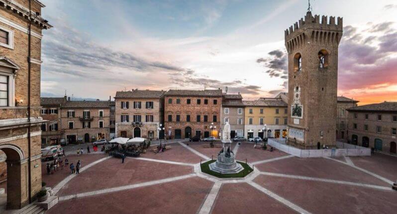 Recanati cosa fare guida viaggio