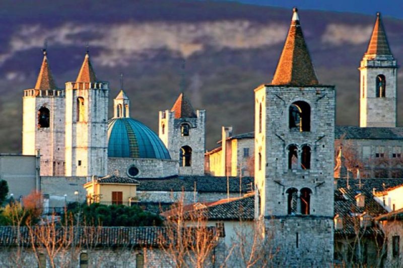 ascoli piceno guida viaggio cosa vedere