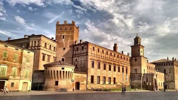 carpi cosa fare guida viaggio