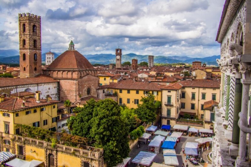 lucca cosa fare guida viaggio