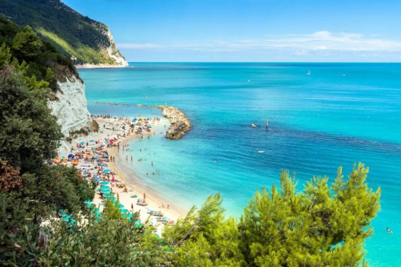 spiagge piu belle di ancona guida completa