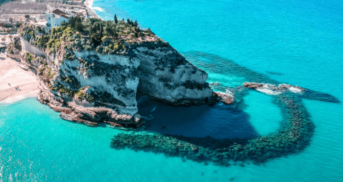 costa degli dei in calabria spiaggia grotticelle, paradiso dei sub, zambrone, capo vaticano, parghelia