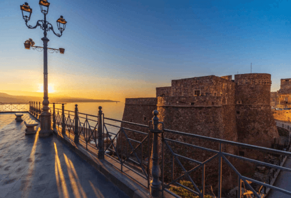 pizzo calabro guida itinerario cosa vedere e cosa fare