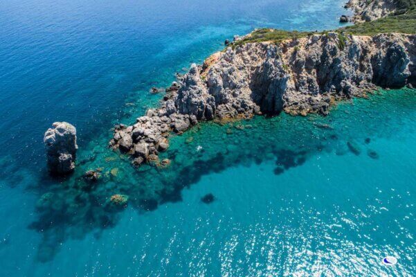 isola del giglio spiaggia