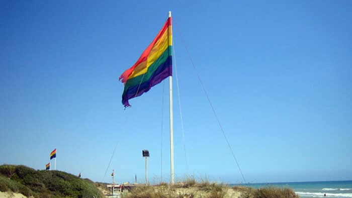 spiaggia settimo cielo gay beach guida